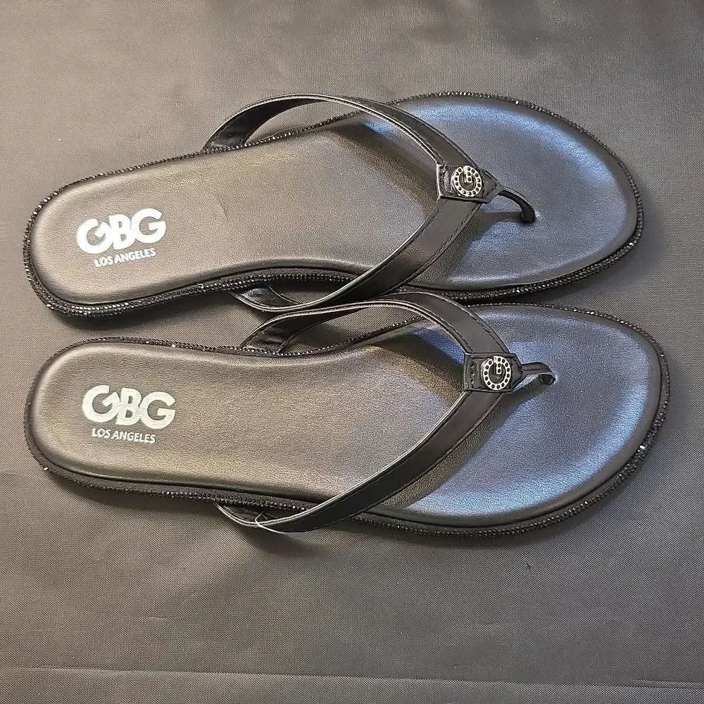 BRAND NEW GBG WOMEN's FAUX LEATHER FLIP FLOPS